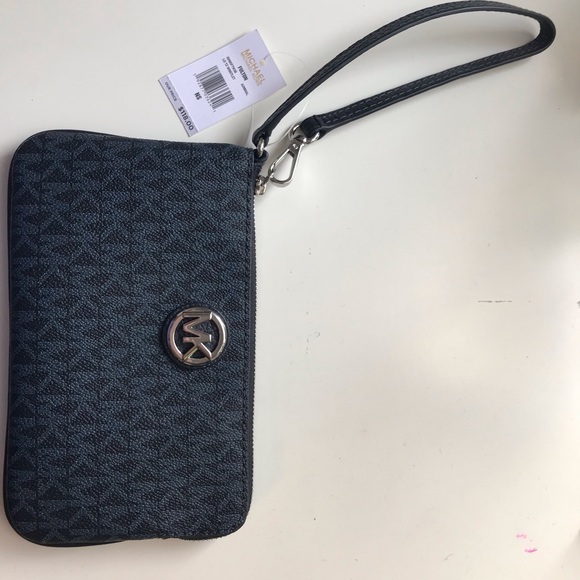 MICHAEL KORS Fulton Wristlet Navy Blue - Picture 1 of 5